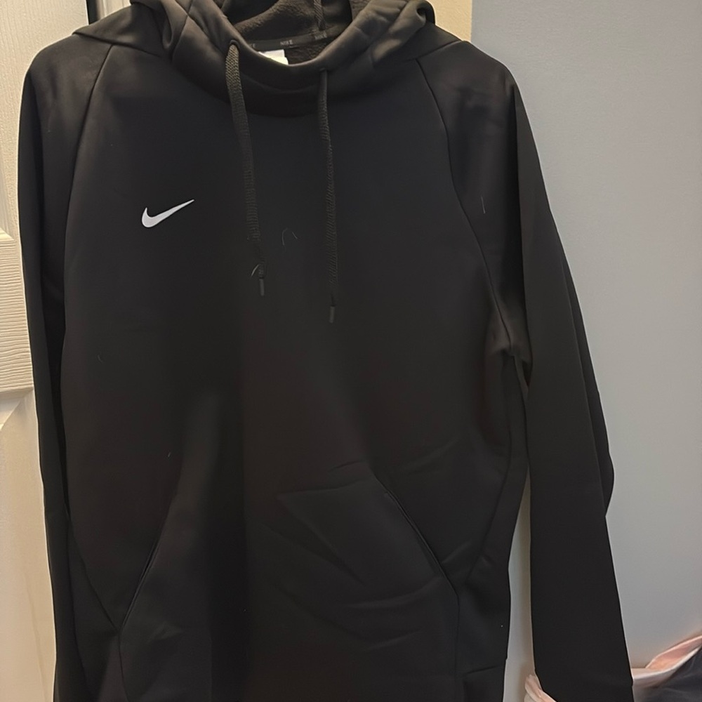 black nike hoodie